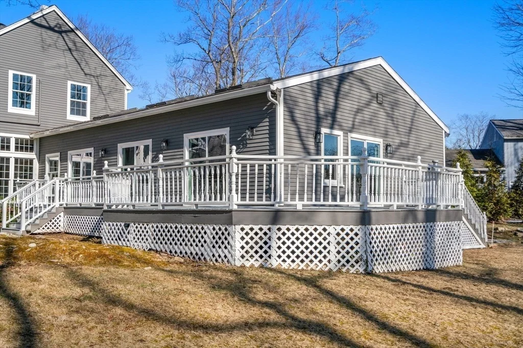 Photo of 85 Schoolmaster Ln
