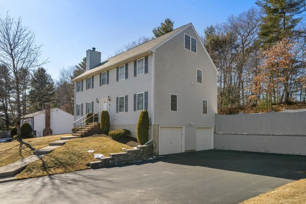 Photo of 12 Jennings Cir