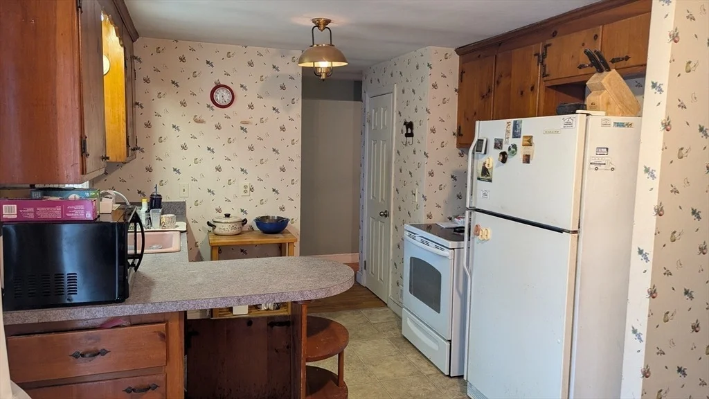 Photo of 241 Edgewater Drive