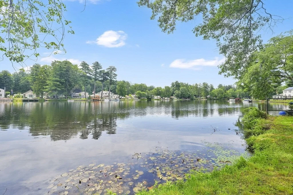 Photo of 42 Wheeler Dr