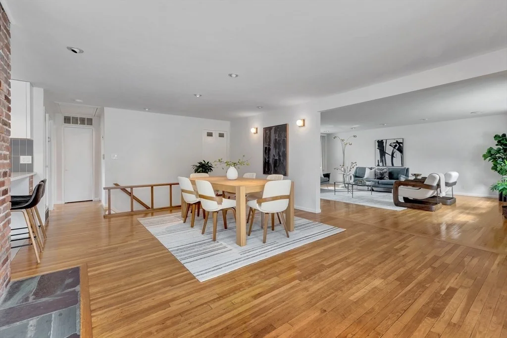 Photo of 85 The Valley Rd