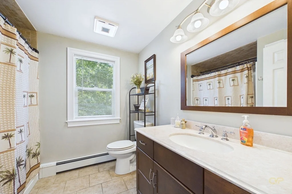 Photo of 119 Hathaway St