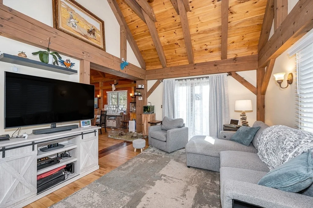 Photo of 111 Stonebridge Dr