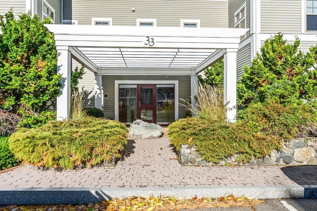 Photo of Unit 208 at 33 Intrepid Cir