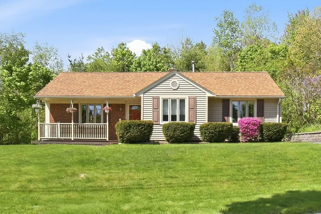 Photo of 11 Scenic Drive