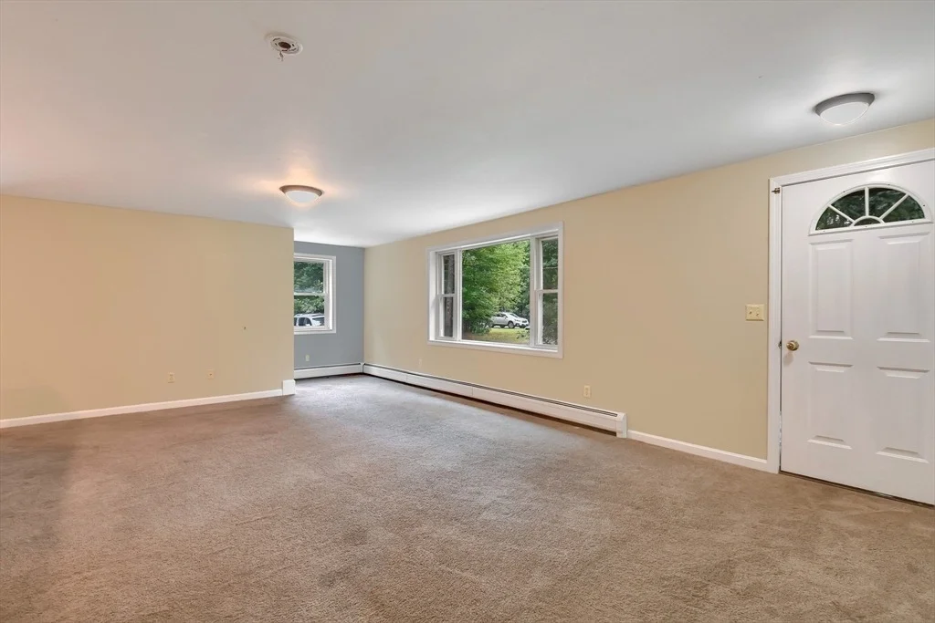 Photo of 125 Drew Blvd