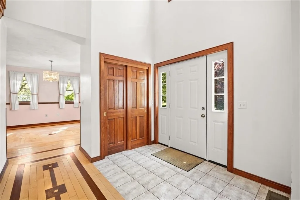 Photo of 30 Seabreeze Dr