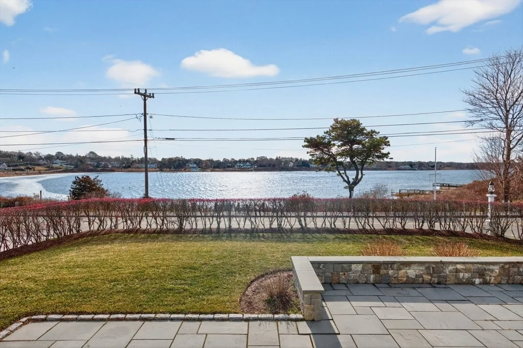 Photo of 121 Queen Anne Rd