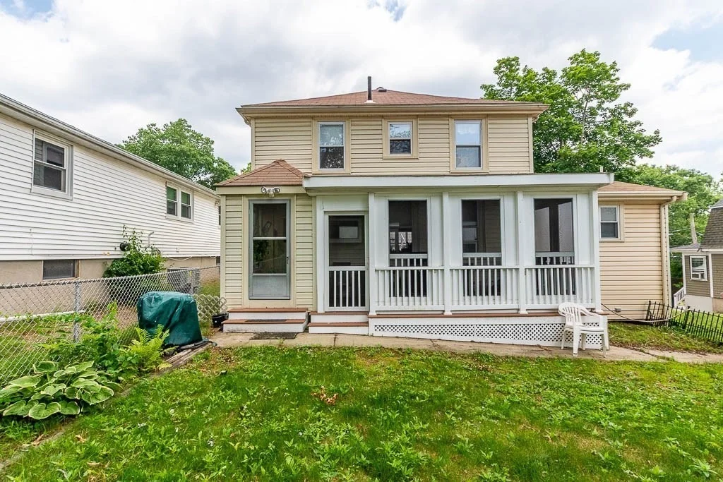 Photo of 28 East Riverside Drive