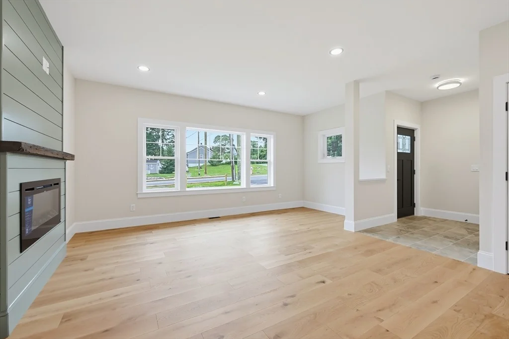 Photo of 19 Puritan Road