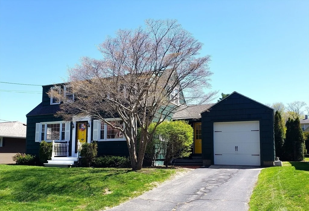 Photo of 16 Edward Ave
