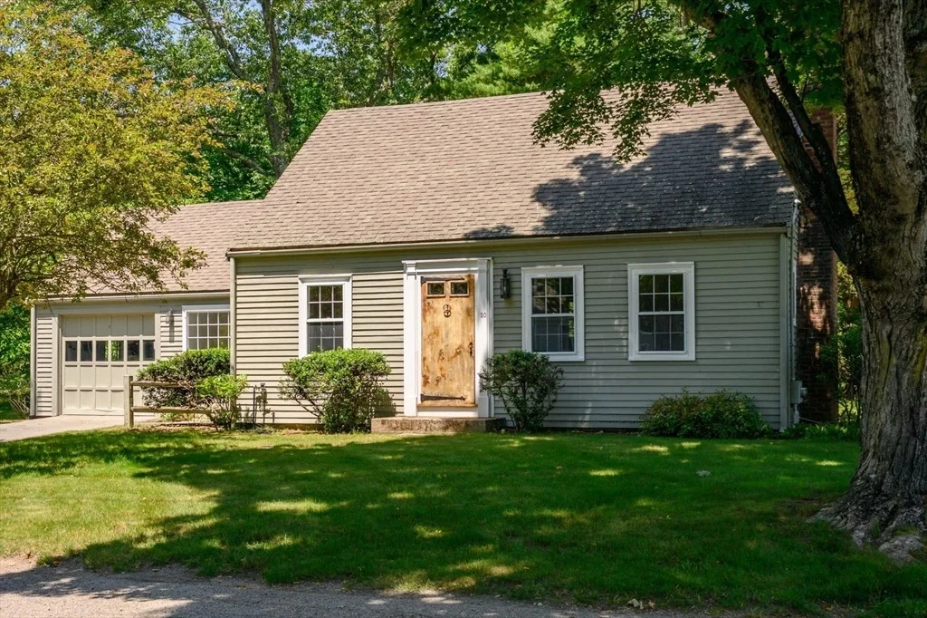 Photo of 30 Huntley Rd
