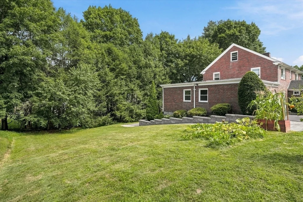 Photo of 35 Swift Rd
