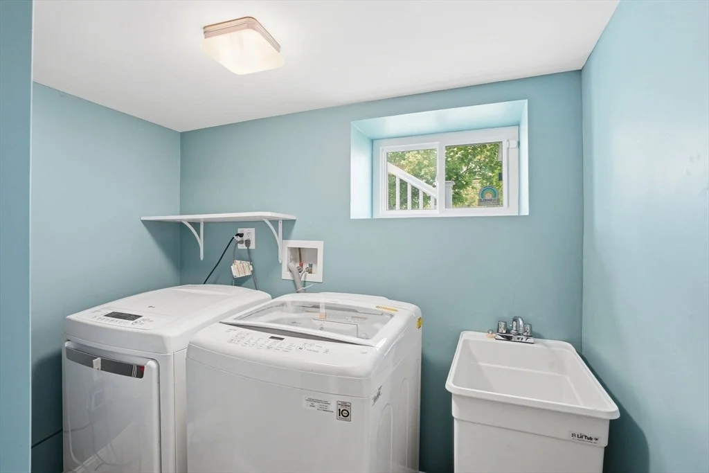Photo of 252 Washington St