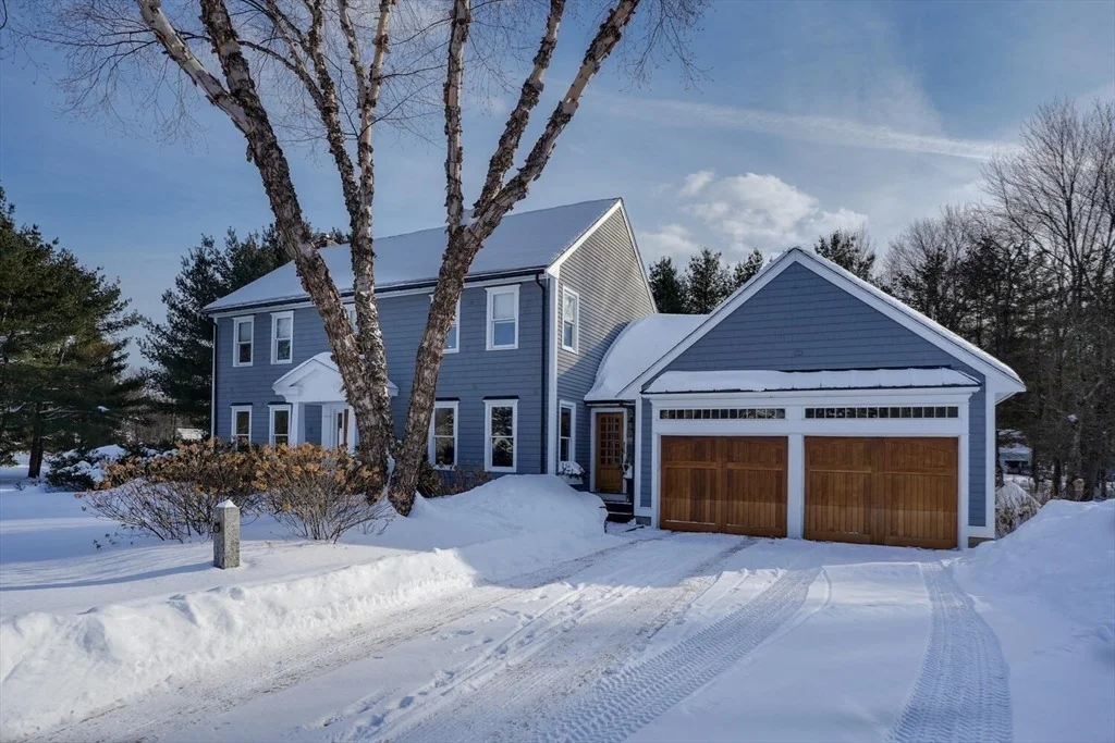 Photo of 26 Treetop Cir