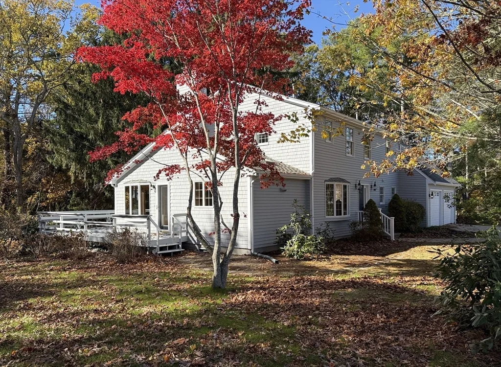 Photo of 1 Pine Tree Dr