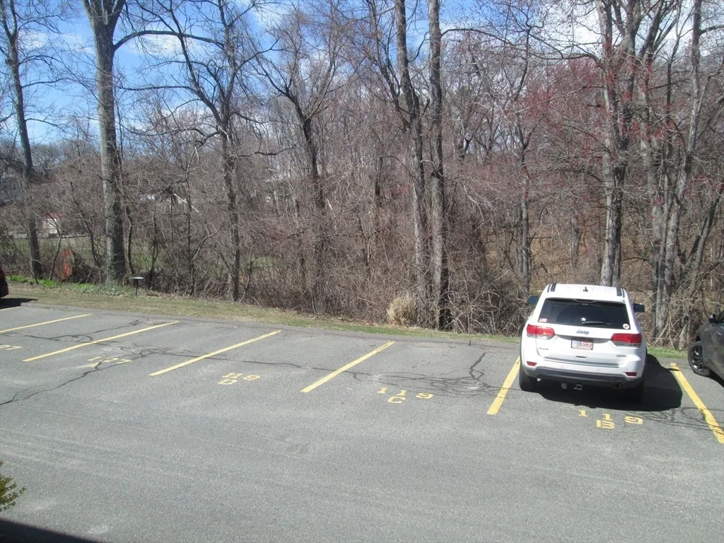 Photo of Unit B at 119 Colonial Cir