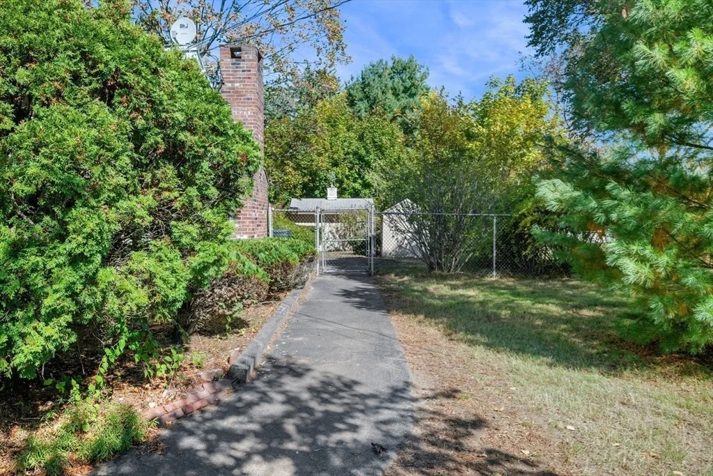Photo of 8 Intervale Ave