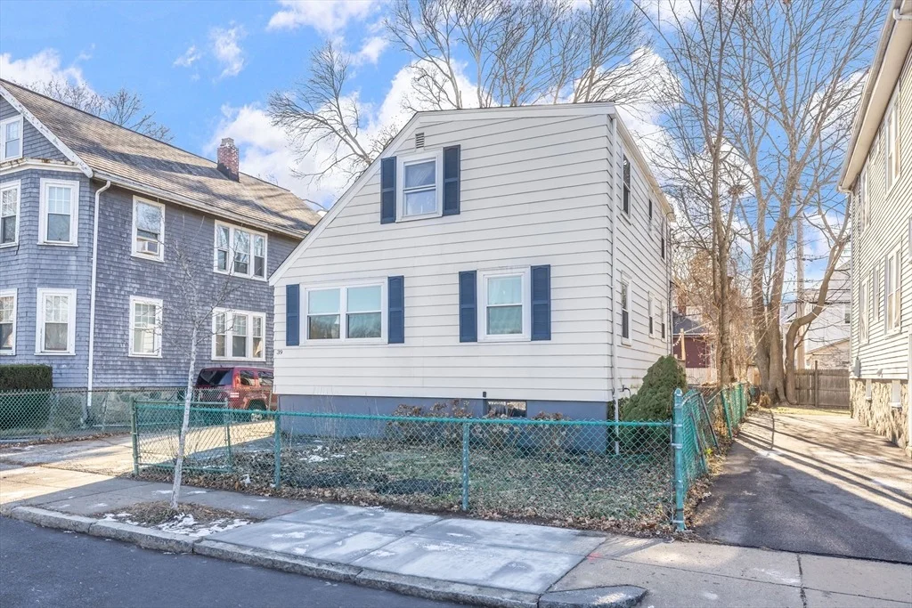 Photo of 39 Firth Rd