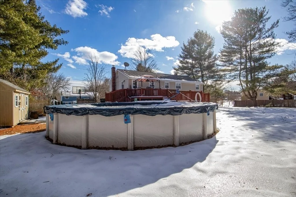 Photo of 107 Lakeview Dr