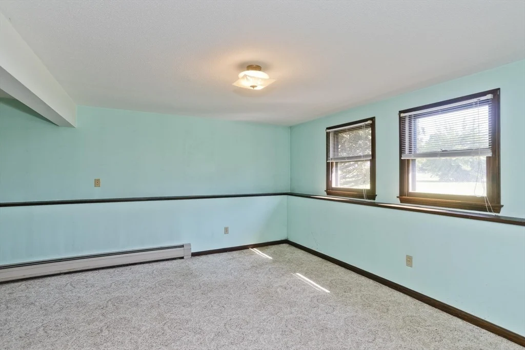 Photo of 6 Pine Wood Dr