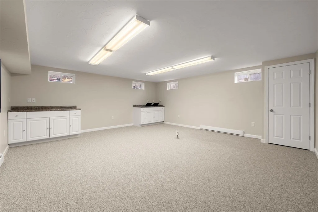 Photo of 35 Nelson Dr