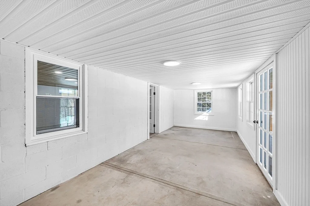 Photo of 285 Granby Road