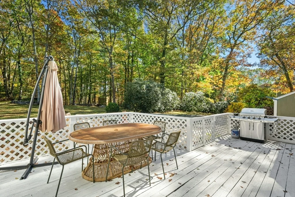 Photo of 266 Willowgate Rise