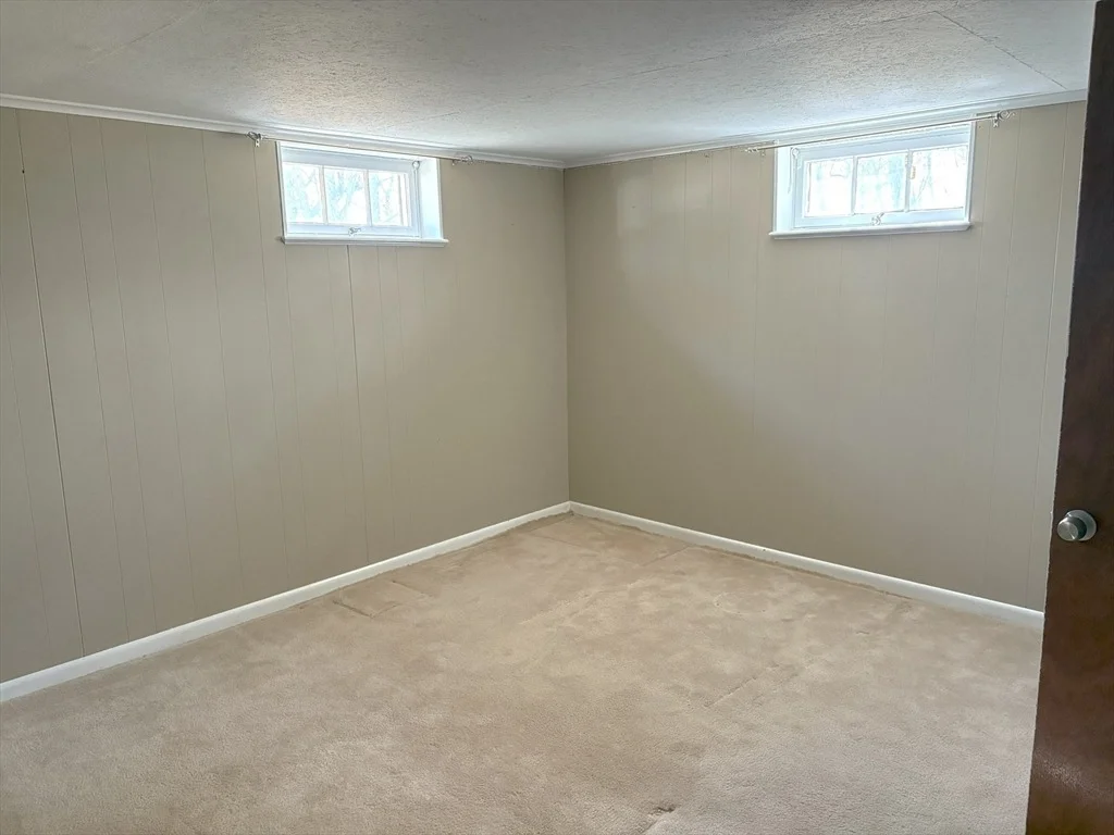 Photo of 25 Glen Forest Ln