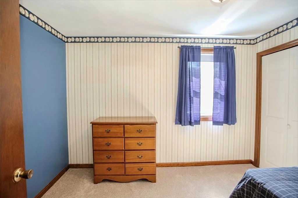 Photo of 239 Maple St