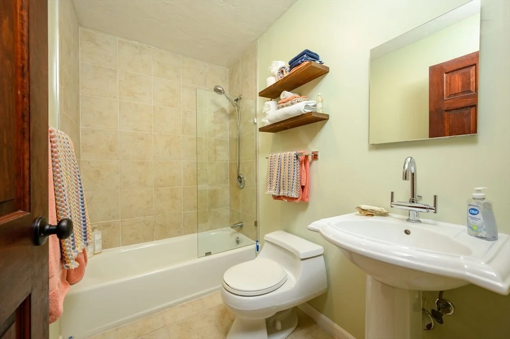 Photo of 5 Pheasant Run