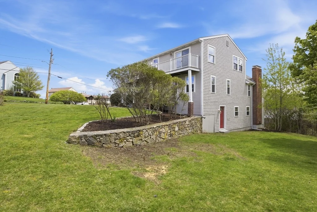 Photo of 50 Harborview Rd