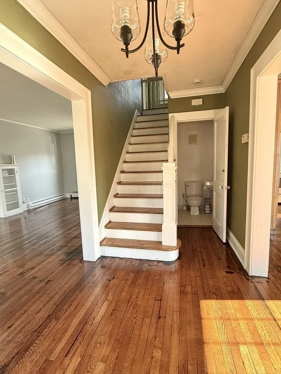 Photo of 180 Russell Rd