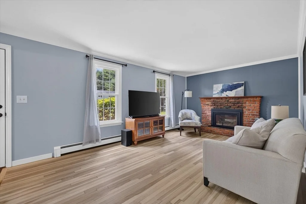 Photo of 14 Aldea Ave