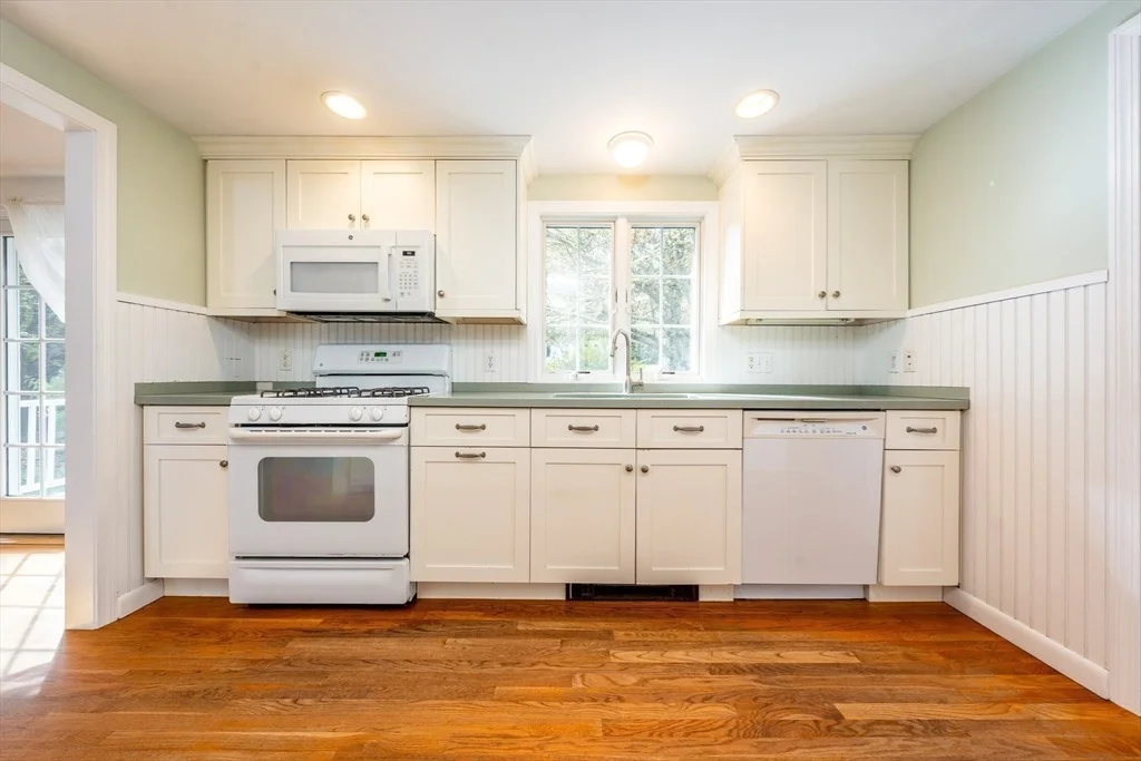 Photo of 21 Wilton Dr