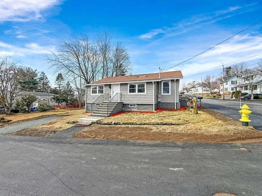 Photo of 87 Arborway Dr