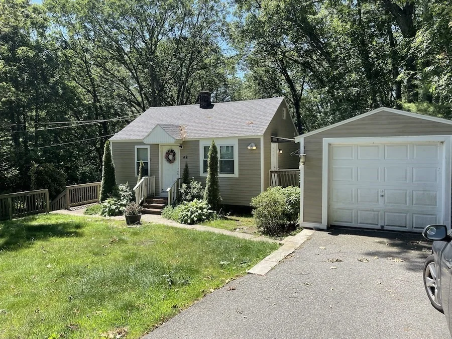 Photo of 48 County Rd