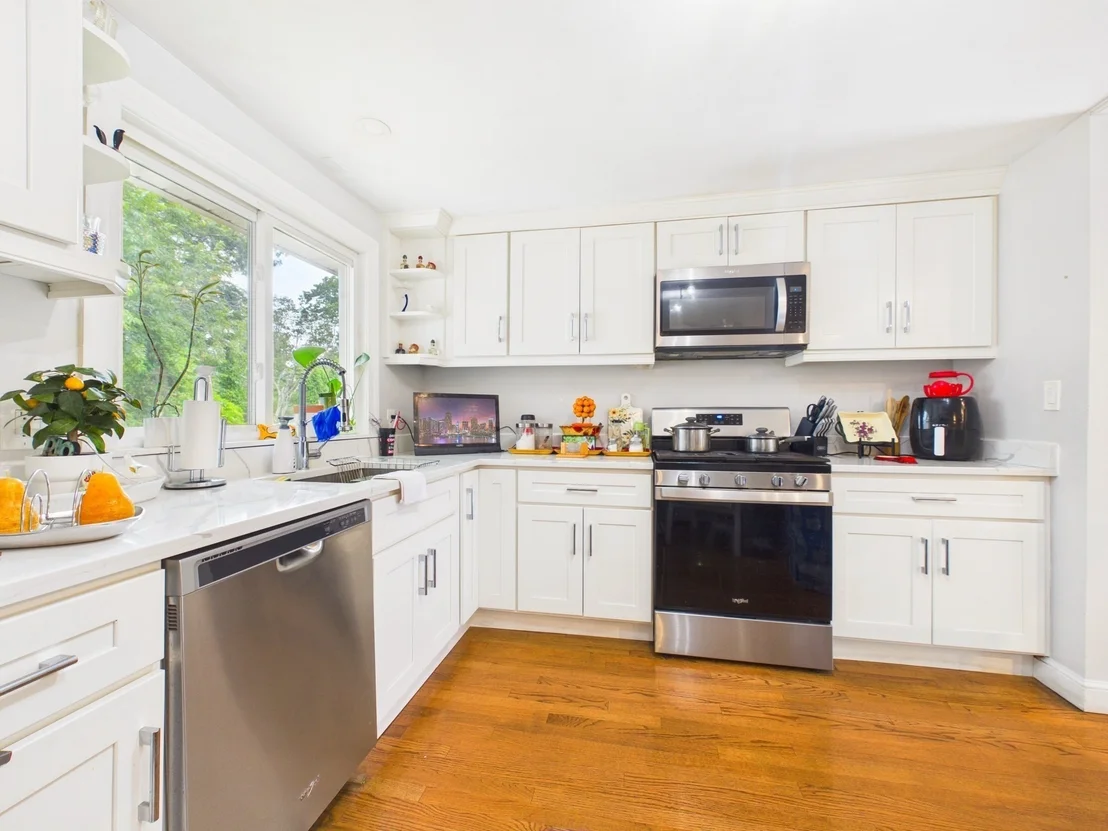 Photo of 15 Sunset Dr