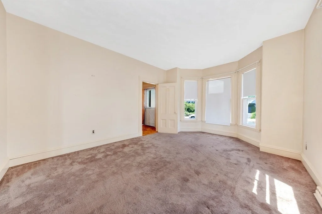 Photo of 337 Maple St
