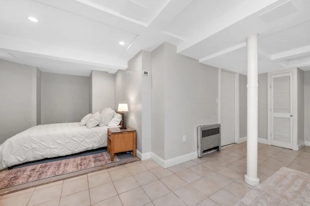 Photo of 46 Jerome Ave