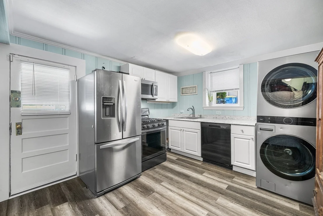 Photo of 43 Dolphin Ave