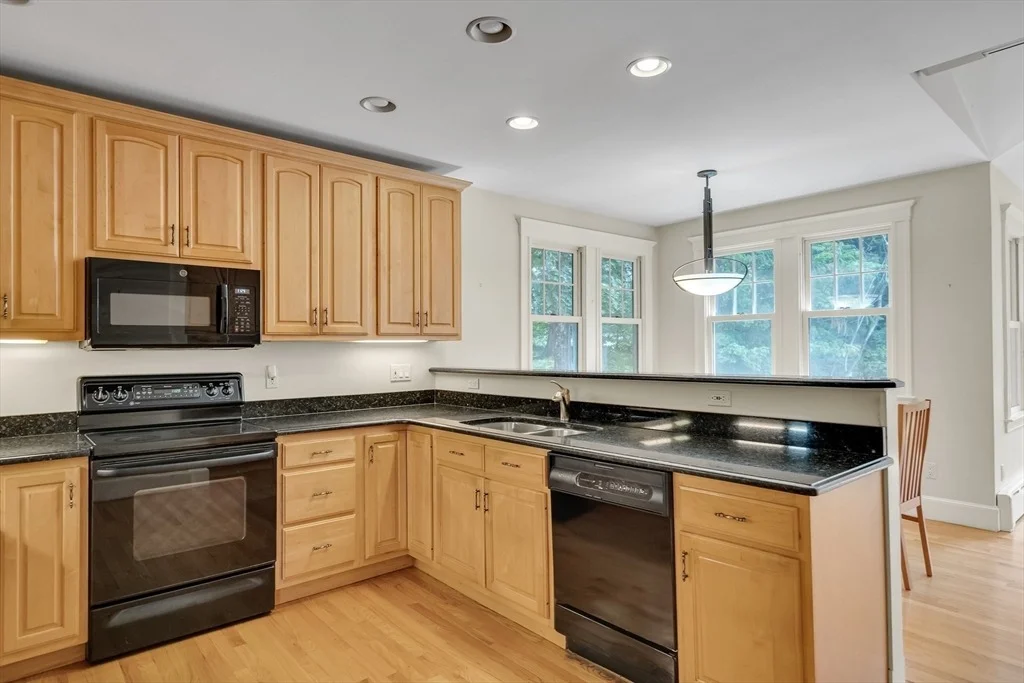 Photo of 31 Maple Street