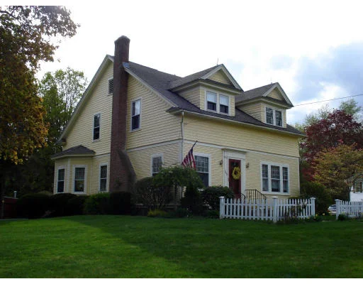 Photo of 369 Rogers Ave