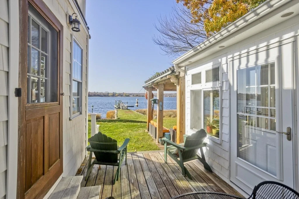 Photo of 62 Riverside Dr