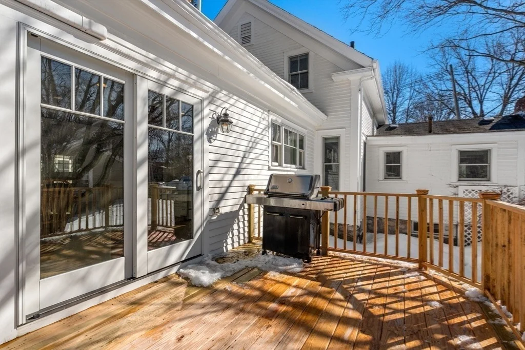 Photo of 103 Oak St