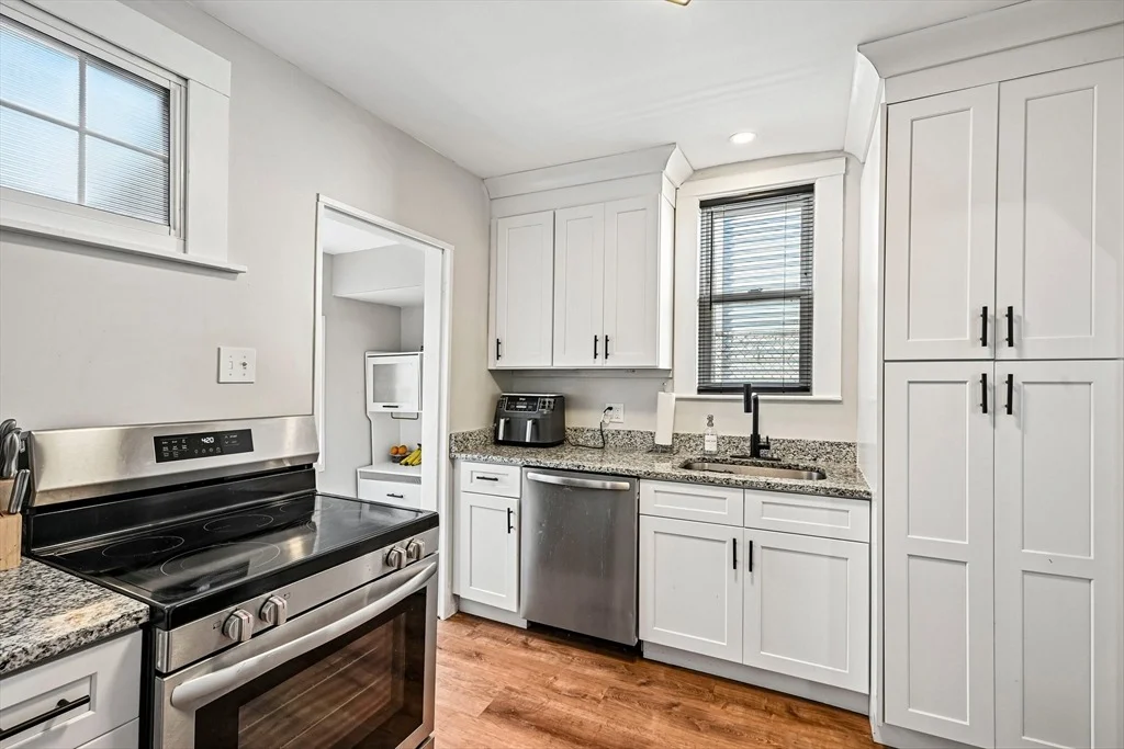 Photo of 19 Sheldon St