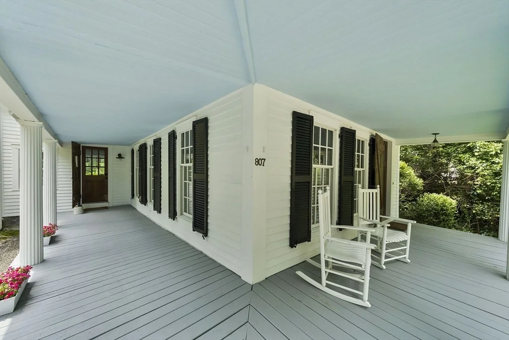 Photo of 807 Summer St