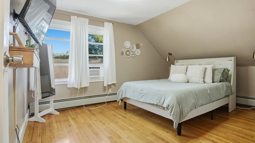 Photo of 87 Lakevilla Ave