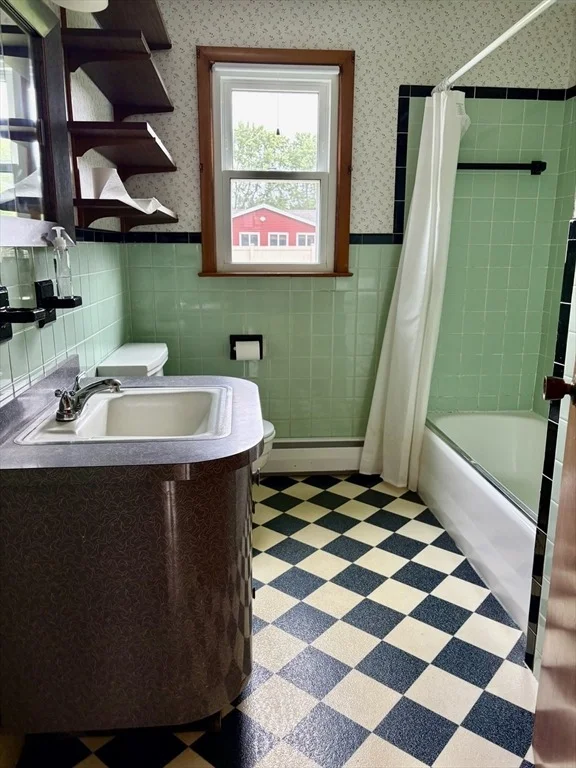 Photo of 75 Edbert Drive