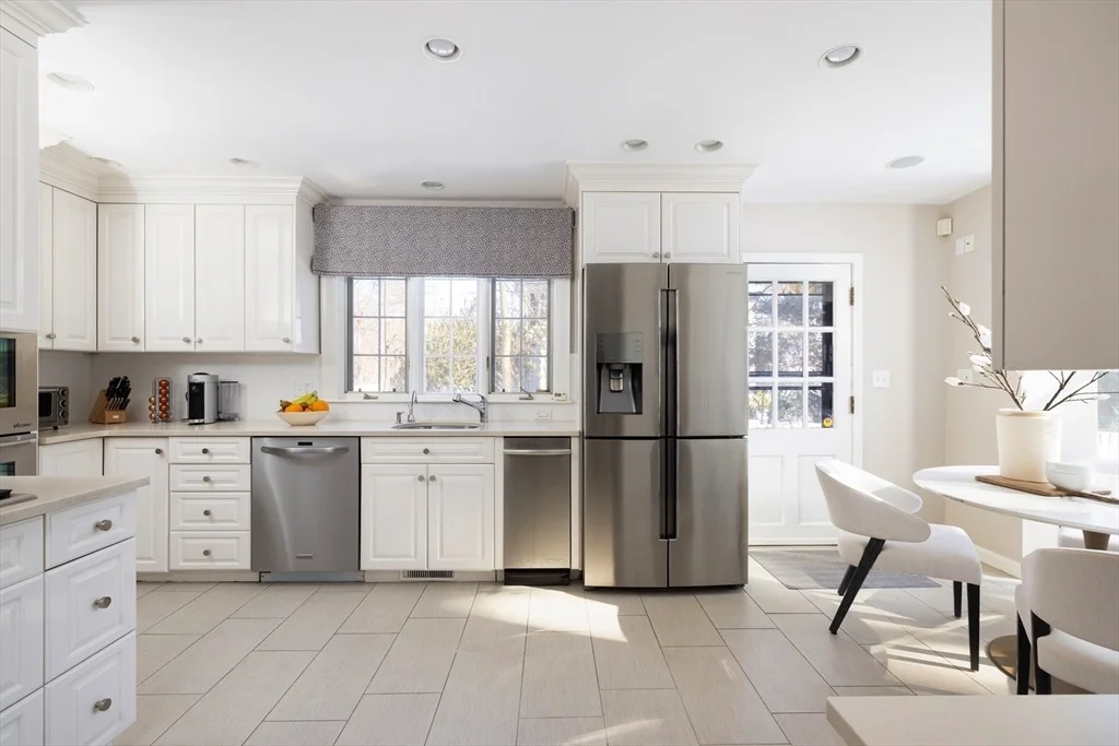 Photo of 138 Waban Avenue